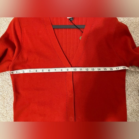 CAbi Passage v-neck Cardigan in Molten Lava Womens Size Medium NWT - Picture 11 of 13